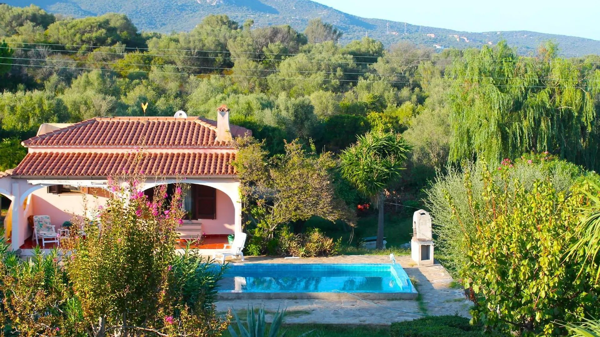 Villa Rosa Con Piscina E Giardino Uso Esclusivo Porto Rotondo