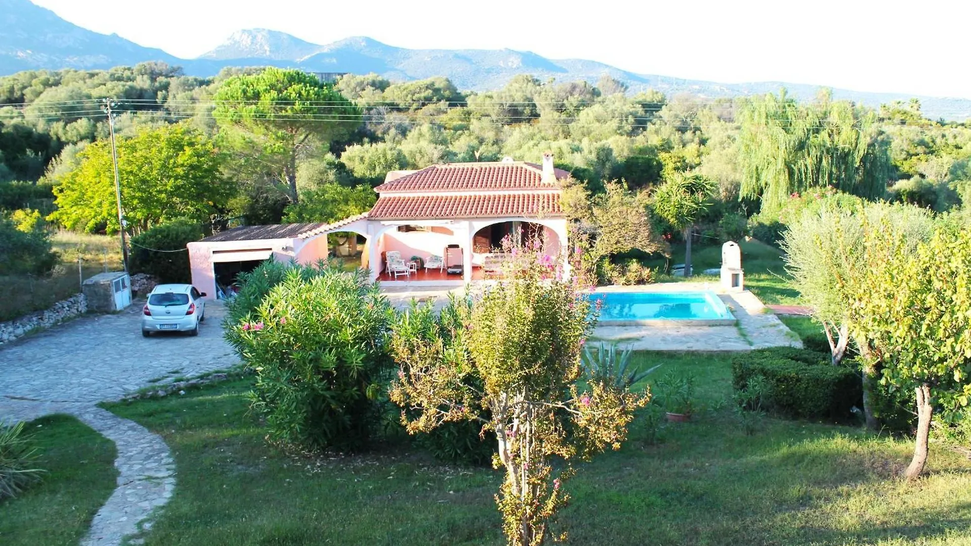Villa Rosa Con Piscina E Giardino Uso Esclusivo Porto Rotondo