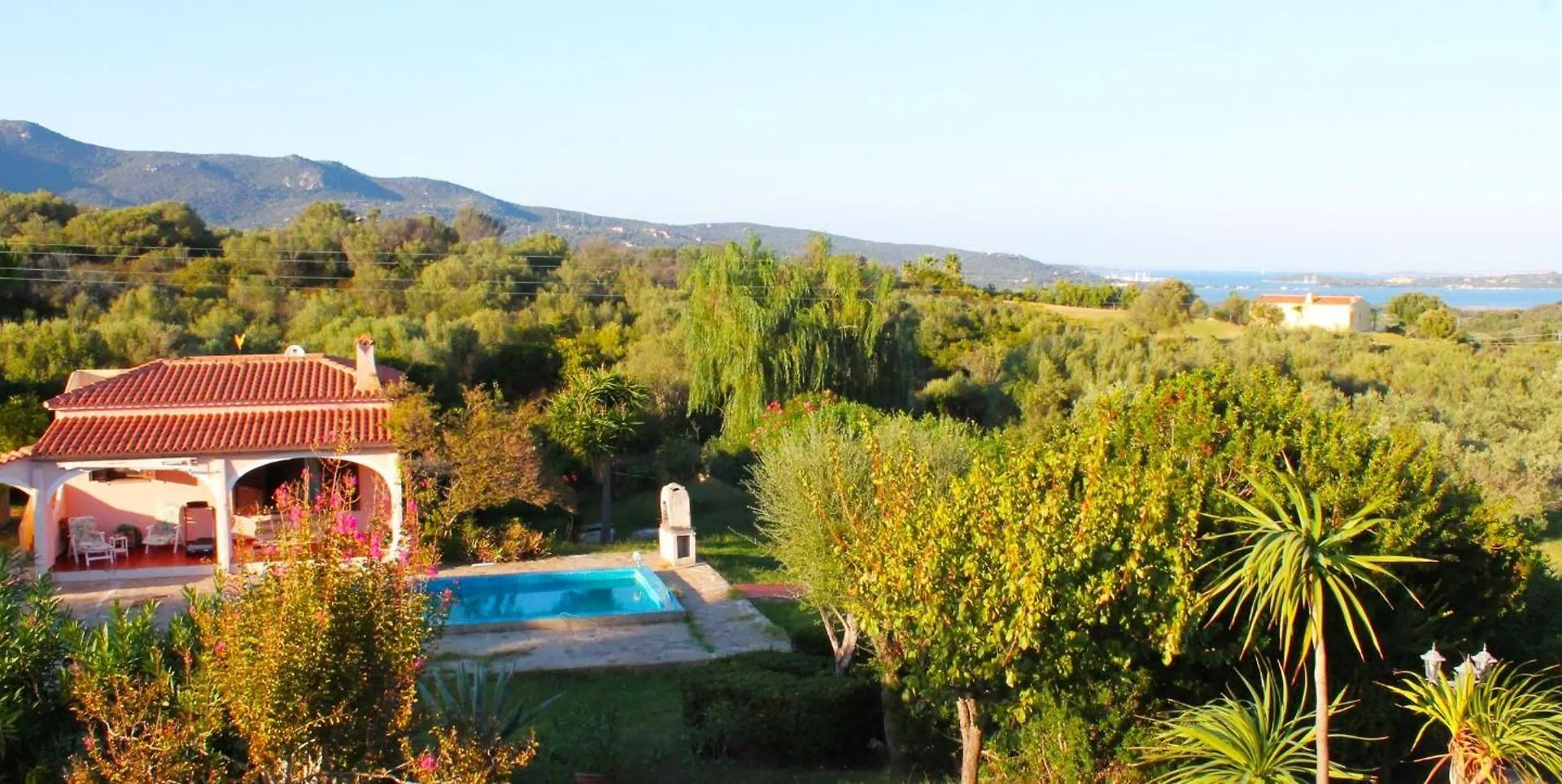 Villa Rosa Con Piscina E Giardino Uso Esclusivo Porto Rotondo